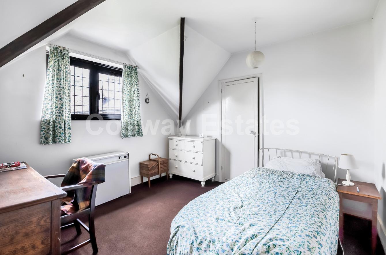 Highwood Hill, Mill Hill